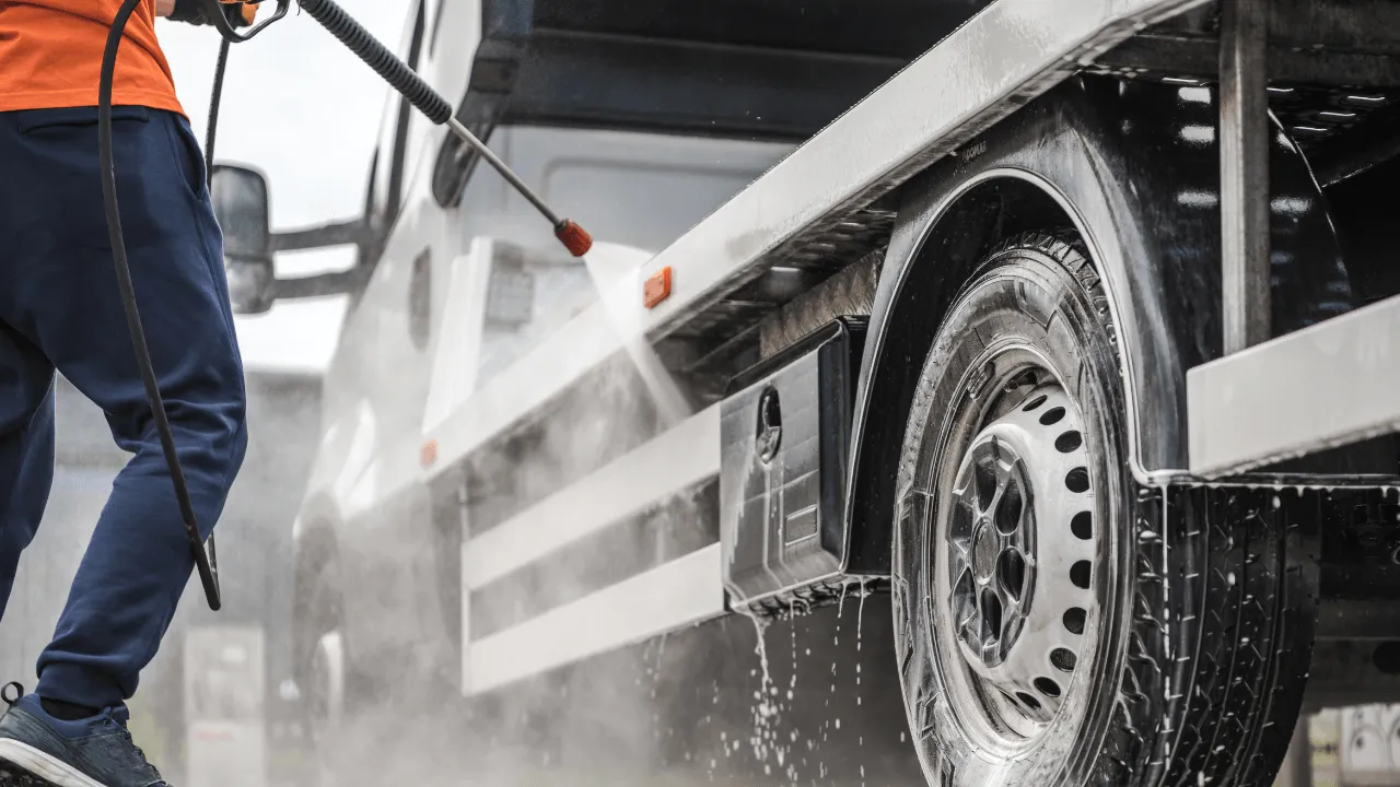 Commercial pressure washing in Cabazon