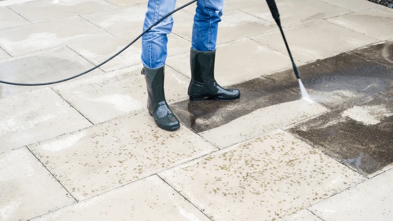 Best Time of Year to Pressure Wash in the Coachella Valley